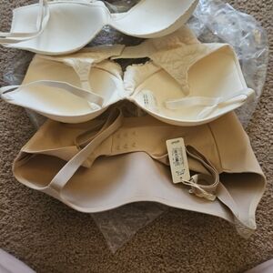 3 bras